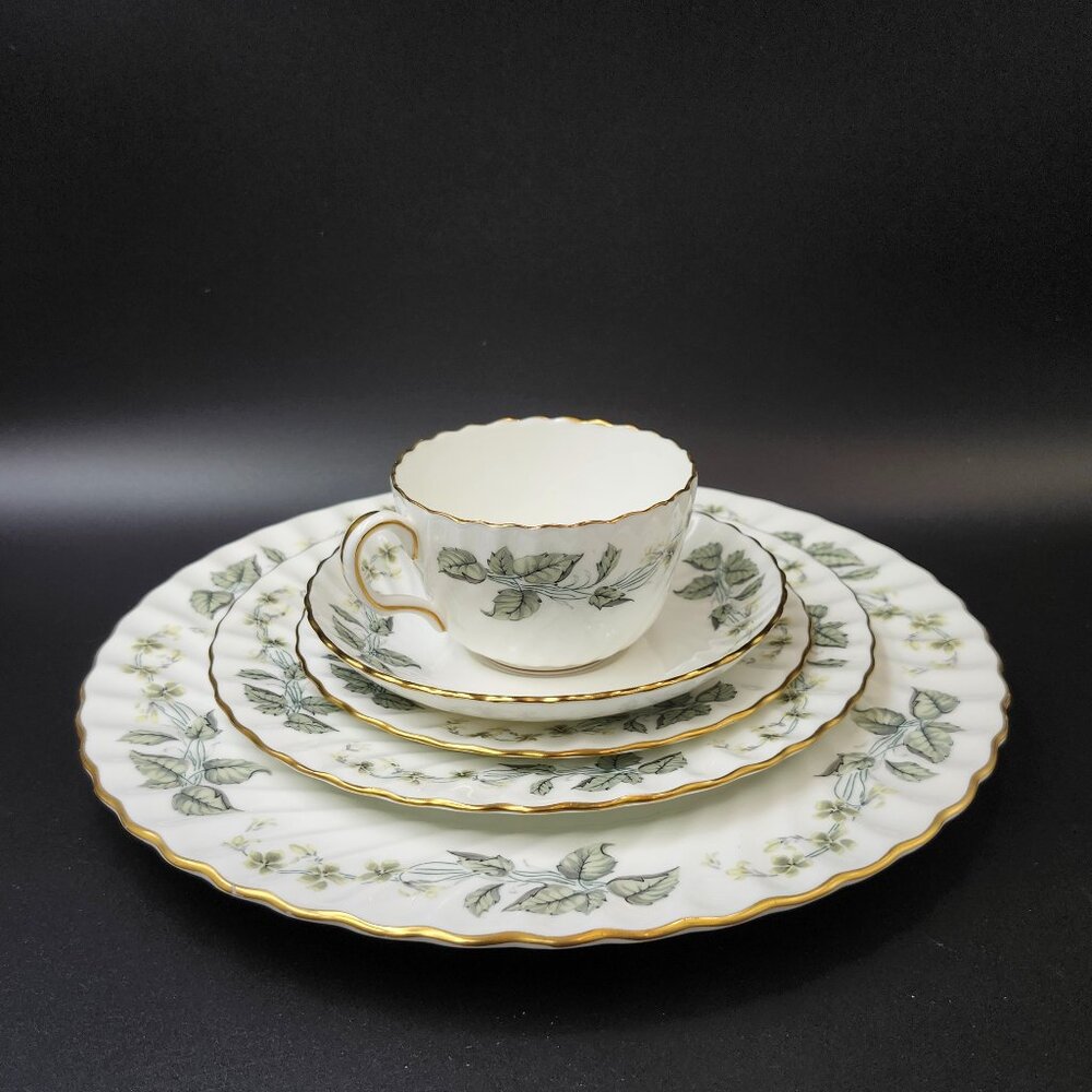 Vintage Minton Greenwich S-705 Five Piece Setting English Fine Bone China c1960s